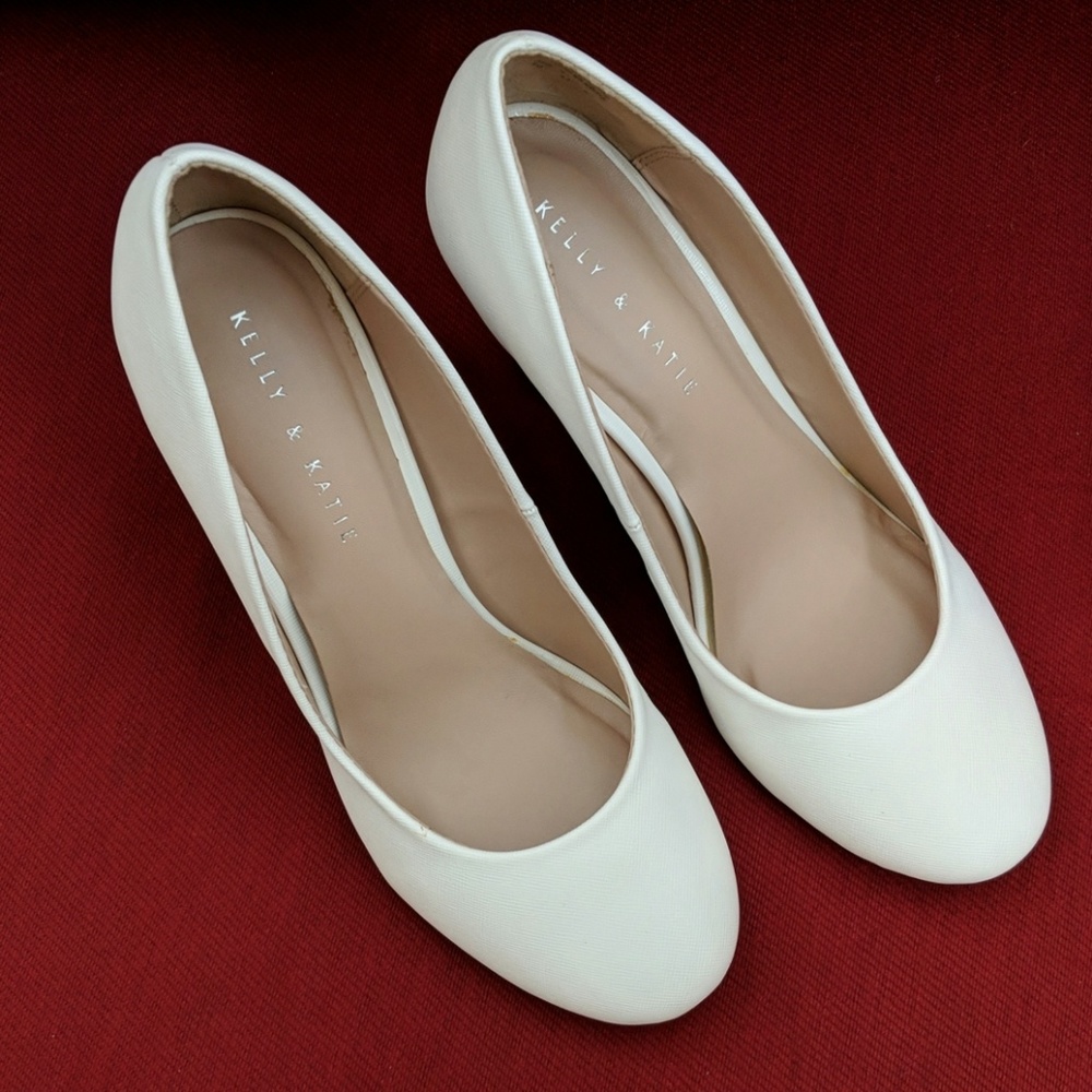 White Kelly & Katie Pump